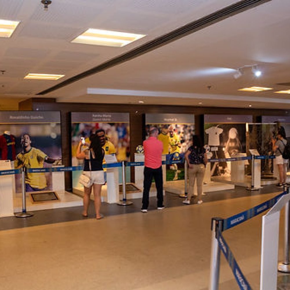 7f4c19_4cbaebaa99354c7db2a31b699b05991b~mv2